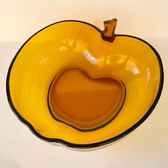 Vintage Orchard Amber by Hazel Atlas Large Apple Shaped Glass Bowl - Picture 4 of 12
